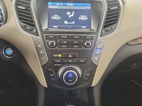Used 2017 Hyundai Santa Fe Limited w/ Cargo Package image 18