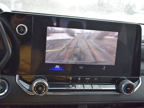 Used 2023 Chevrolet Colorado Trail Boss image 21