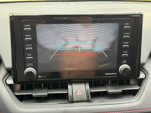 Used 2021 Toyota RAV4 SE w/ Weather & Moonroof Package AWD/4WD image 25