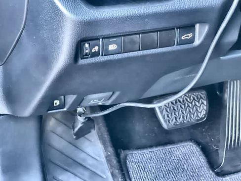 Used 2021 Toyota RAV4 XSE AWD/4WD image 29