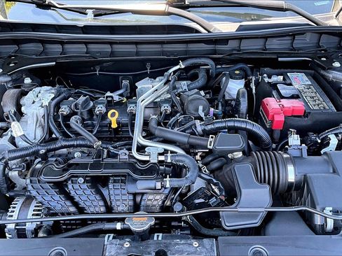 Used 2024 Nissan Altima 2.5 SV image 10