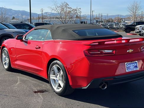 Used 2018 Chevrolet Camaro LT image 7