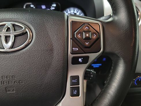 Used 2018 Toyota Tundra Limited w/ Limited Premium Package AWD/4WD image 27