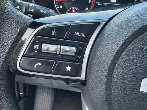 Used 2022 Kia Forte LXS w/ LXS Technology Package image 28