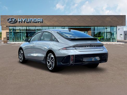 New 2025 Hyundai Ioniq 6 SEL RWD image 5