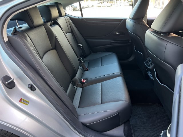 Used 2025 Lexus ES 350 w/ Premium Package FWD image 41