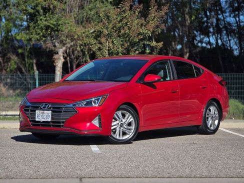 Used 2020 Hyundai Elantra SEL image 9