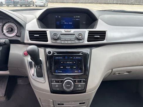 Used 2016 Honda Odyssey SE image 19