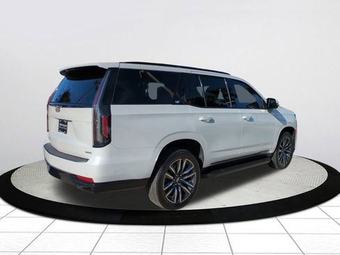 Used 2022 Cadillac Escalade Sport image 3