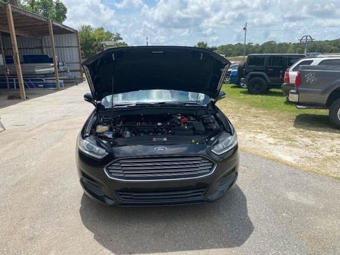 Used 2016 Ford Fusion SE FWD image 22