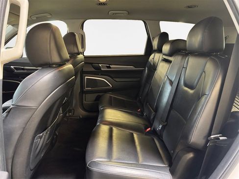 Certified 2022 Kia Telluride LX image 24