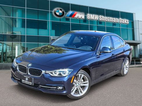 Used 2017 BMW 330i Sedan image 2