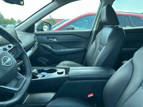 Used 2026 Nissan Rogue SL AWD/4WD image 7