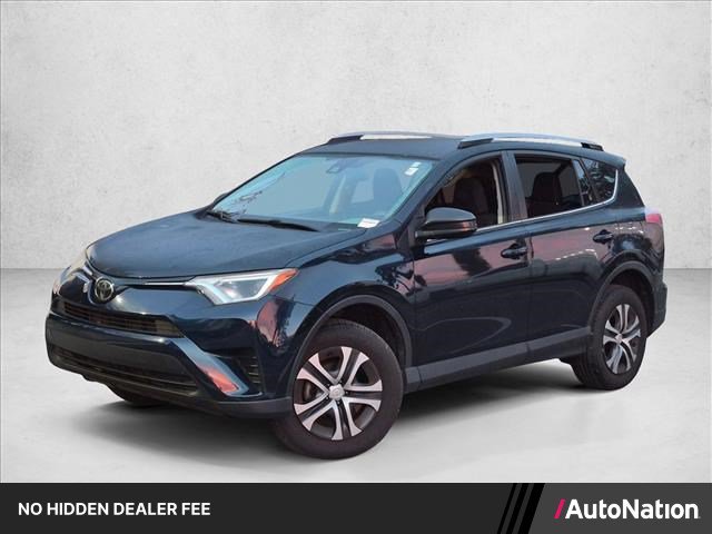 Used 2018 Toyota RAV4 LE FWD image 1