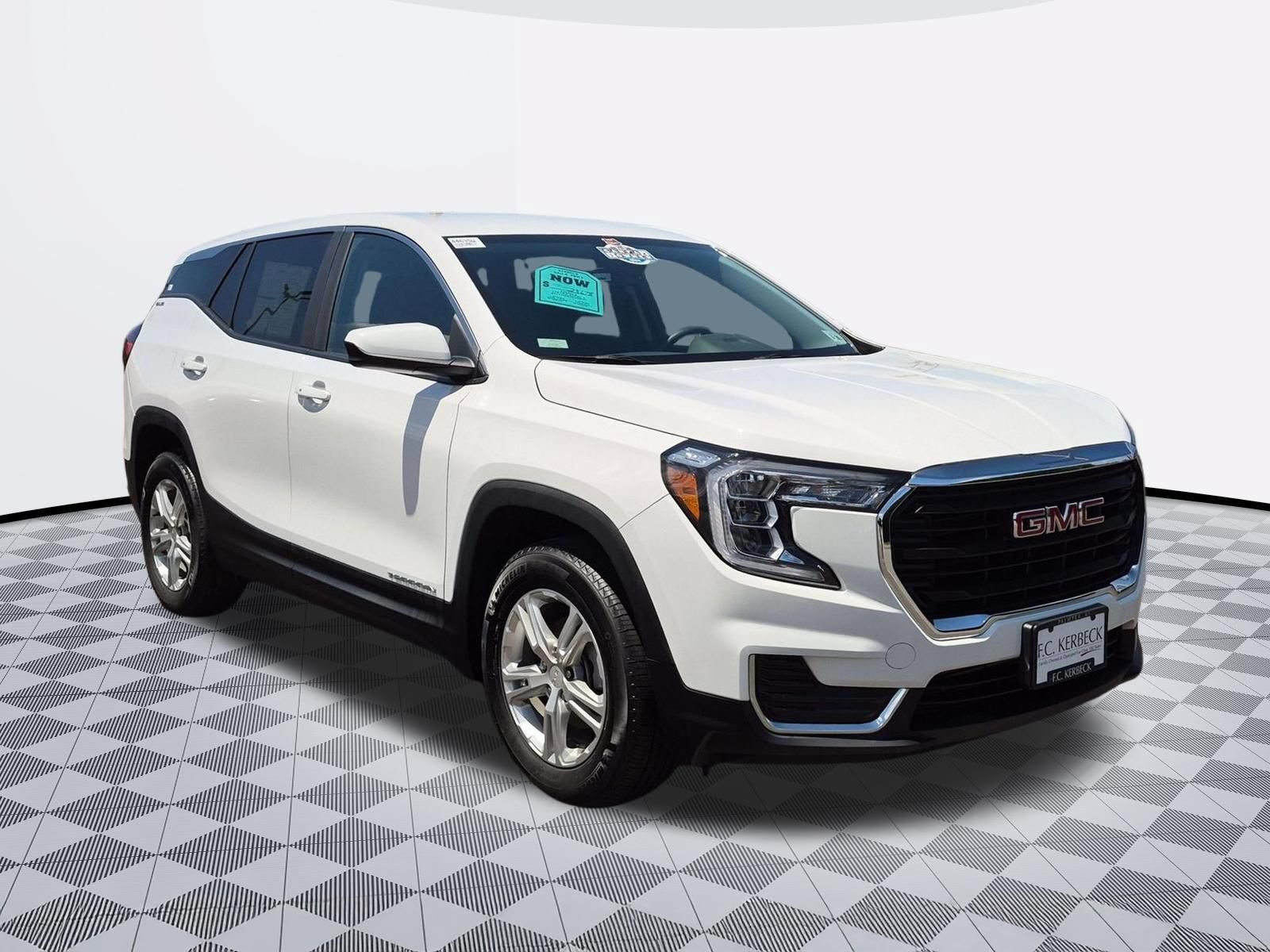 Certified 2023 GMC Terrain SLE FWD image 2