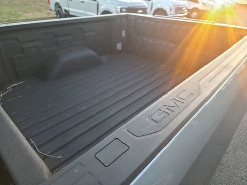 Used 2023 GMC Sierra 1500 Denali image 12