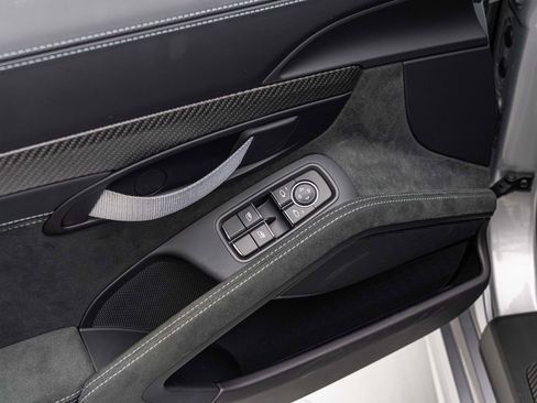 Used 2023 Porsche 718 Cayman GT4 RS RWD image 40