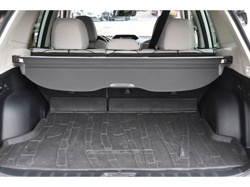 Used 2020 Subaru Forester Premium image 23