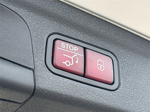 Used 2020 Mercedes-Benz GLE 350 image 16