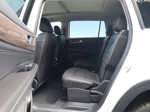 New 2026 Volkswagen Atlas SEL image 26