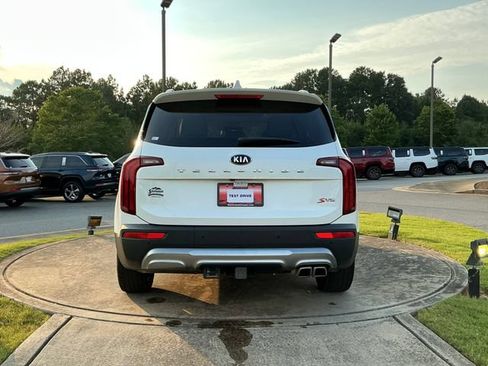 Used 2020 Kia Telluride S w/ S 8 Passenger Seating Package FWD image 6