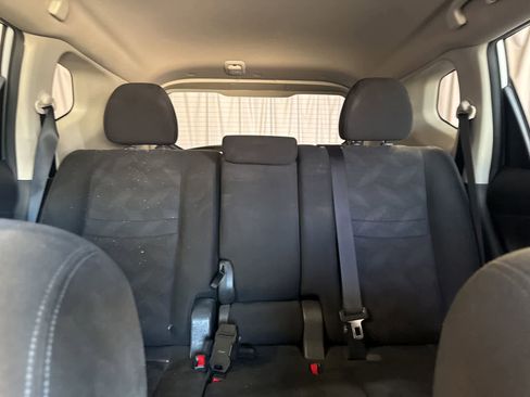Used 2015 Nissan Rogue SV w/ SV Premium Package FWD image 19