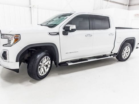 Used 2021 GMC Sierra 1500 SLT RWD image 3
