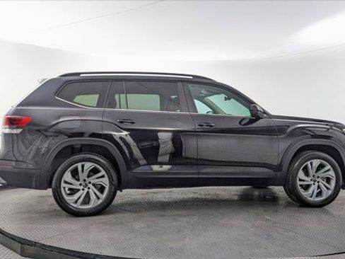 Used 2023 Volkswagen Atlas SE AWD/4WD image 8