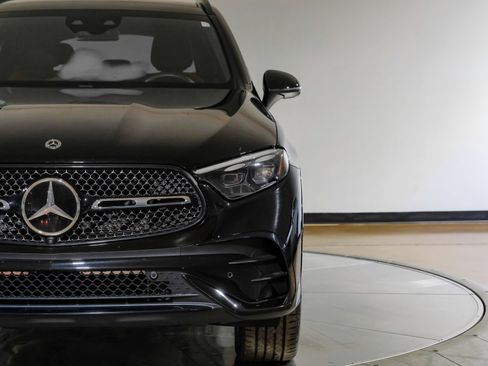 Used 2024 Mercedes-Benz GLC 300 image 48