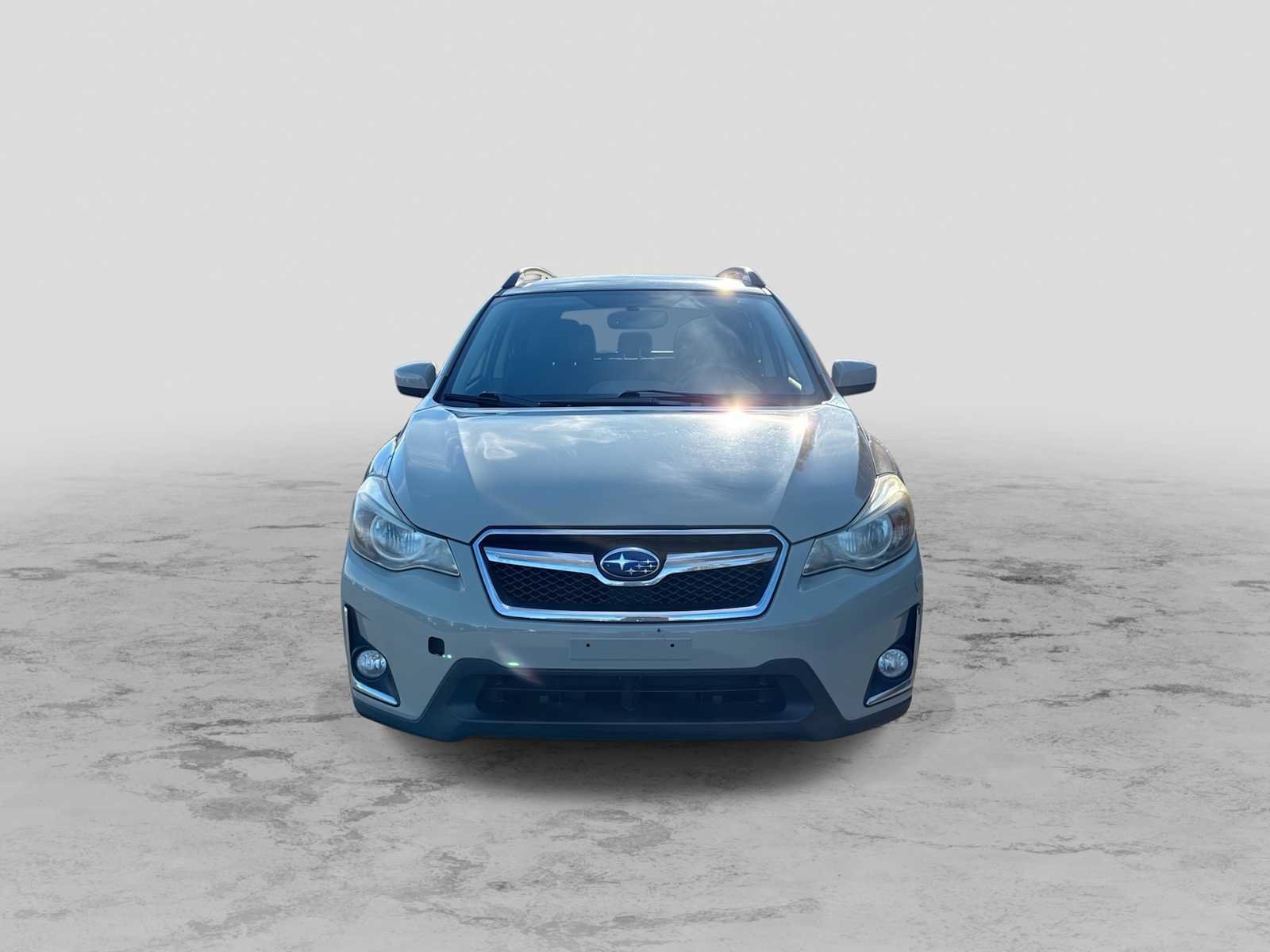 Used 2017 Subaru Crosstrek 2.0i Premium w/ Moonroof Package AWD/4WD image 3