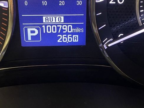 Used 2017 Nissan Armada Platinum w/ Interior Lighting Package image 16