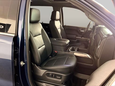 Certified 2022 Chevrolet Silverado 1500 LTZ w/ LTZ Premium Texas Edition AWD/4WD image 9