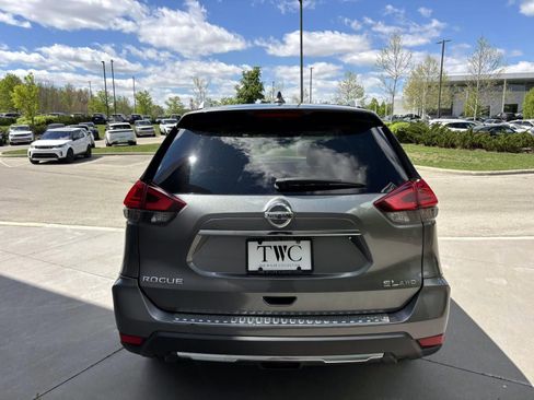 Used 2017 Nissan Rogue SL w/ SL Premium Package AWD/4WD image 6