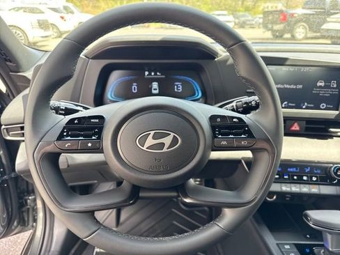 New 2026 Hyundai Elantra Sport FWD image 16