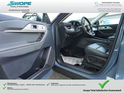 Used 2025 Ford Explorer Active w/ Active Comfort Package AWD/4WD image 13