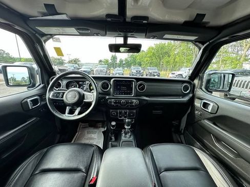 Used 2023 Jeep Wrangler Unlimited Sahara w/ Cold Weather Group AWD/4WD image 2