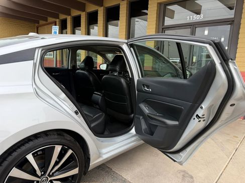 Used 2022 Nissan Altima 2.5 SR image 26