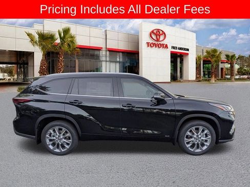 New 2026 Toyota Highlander Limited AWD/4WD image 4