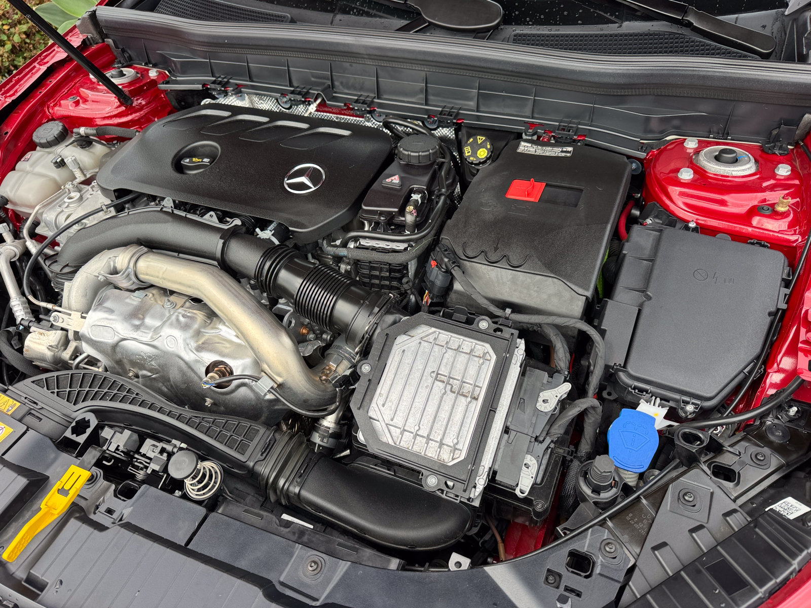 Used 2026 Mercedes-Benz GLB 250 image 5