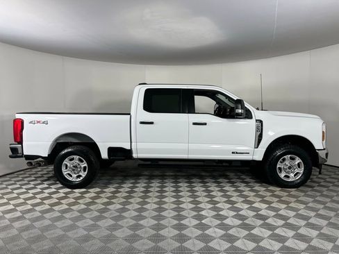 Used 2025 Ford F250 XLT image 5