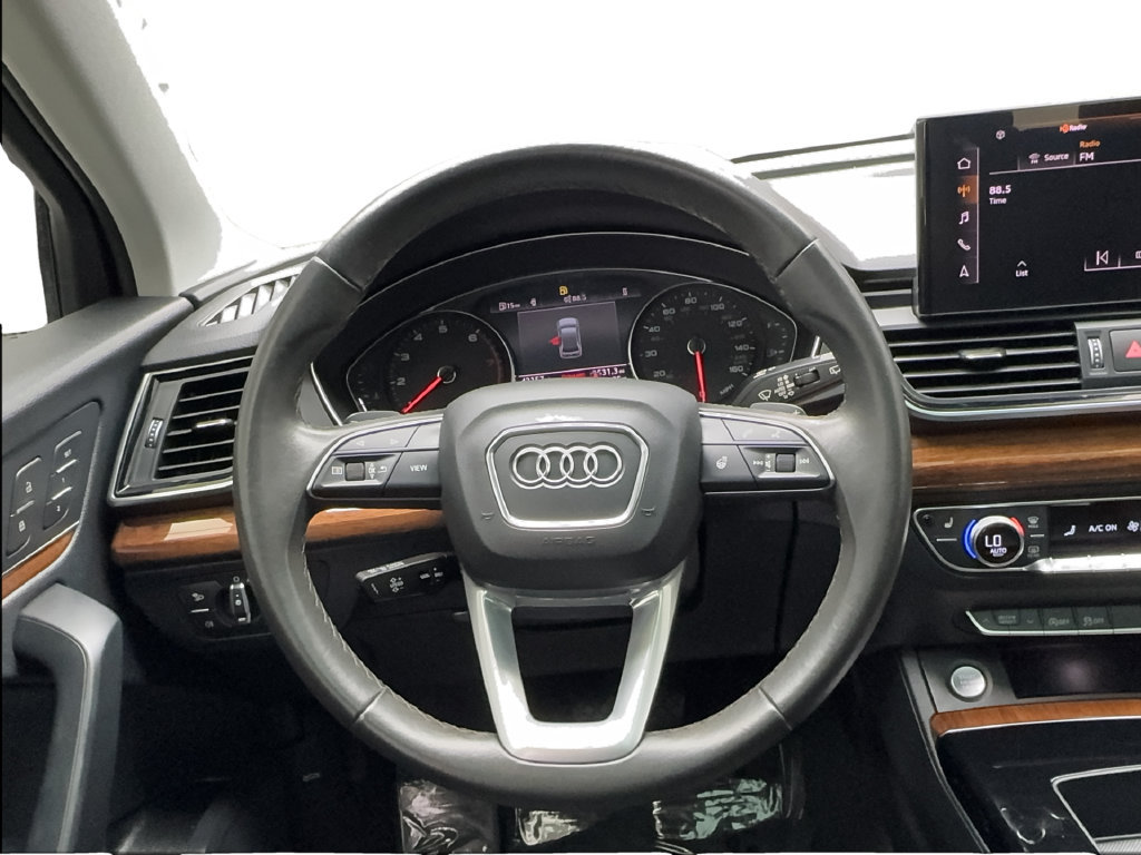 Used 2023 Audi Q5 2.0T Premium w/ Convenience Package AWD/4WD image 41