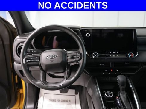 Used 2023 Chevrolet Colorado Trail Boss w/ Advanced Trailering Package AWD/4WD image 2