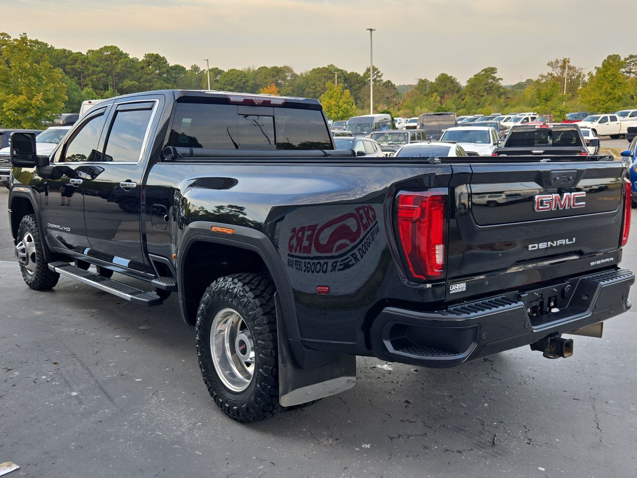 Used 2020 GMC Sierra 3500 Denali w/ Denali Ultimate Package AWD/4WD image 5