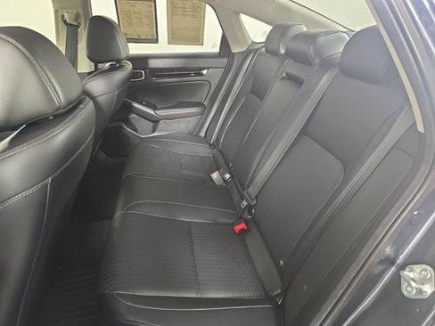 Used 2022 Honda Civic Touring image 10