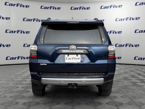 Used 2019 Toyota 4Runner TRD Off-Road Premium AWD/4WD image 4