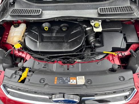 Used 2015 Ford Escape Titanium FWD image 10
