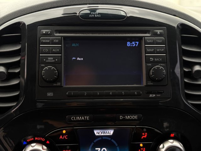 Used 2012 Nissan Juke SL AWD/4WD image 28