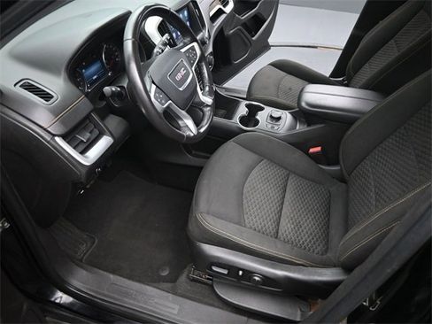 Used 2018 GMC Terrain SLE w/ Infotainment Package I image 9