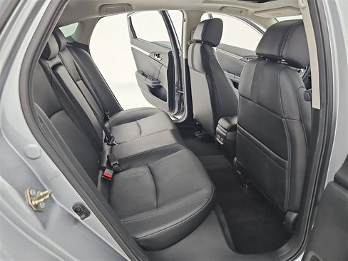 Used 2020 Honda Civic Touring image 13