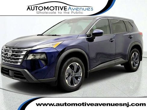 Used 2026 Nissan Rogue SV FWD image 1